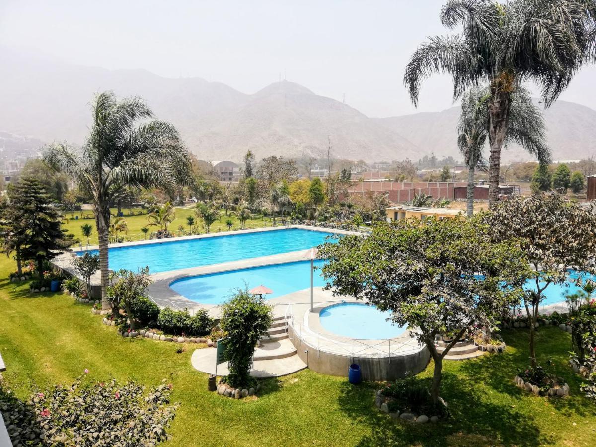 Mi Pequeno Club Hotel Lima Exterior photo